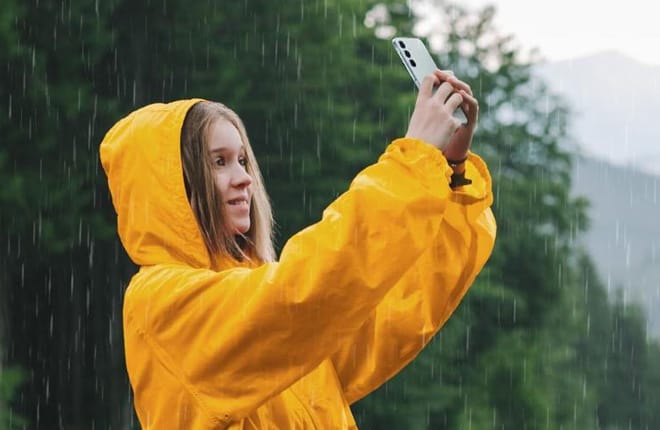 Samsung-Galaxy-A55-5G-Lime-4